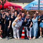 Die 25 Teilnehmer*innen des Schockvereins Schock4Life e.V. beim Schockturnier in Uckerath.
